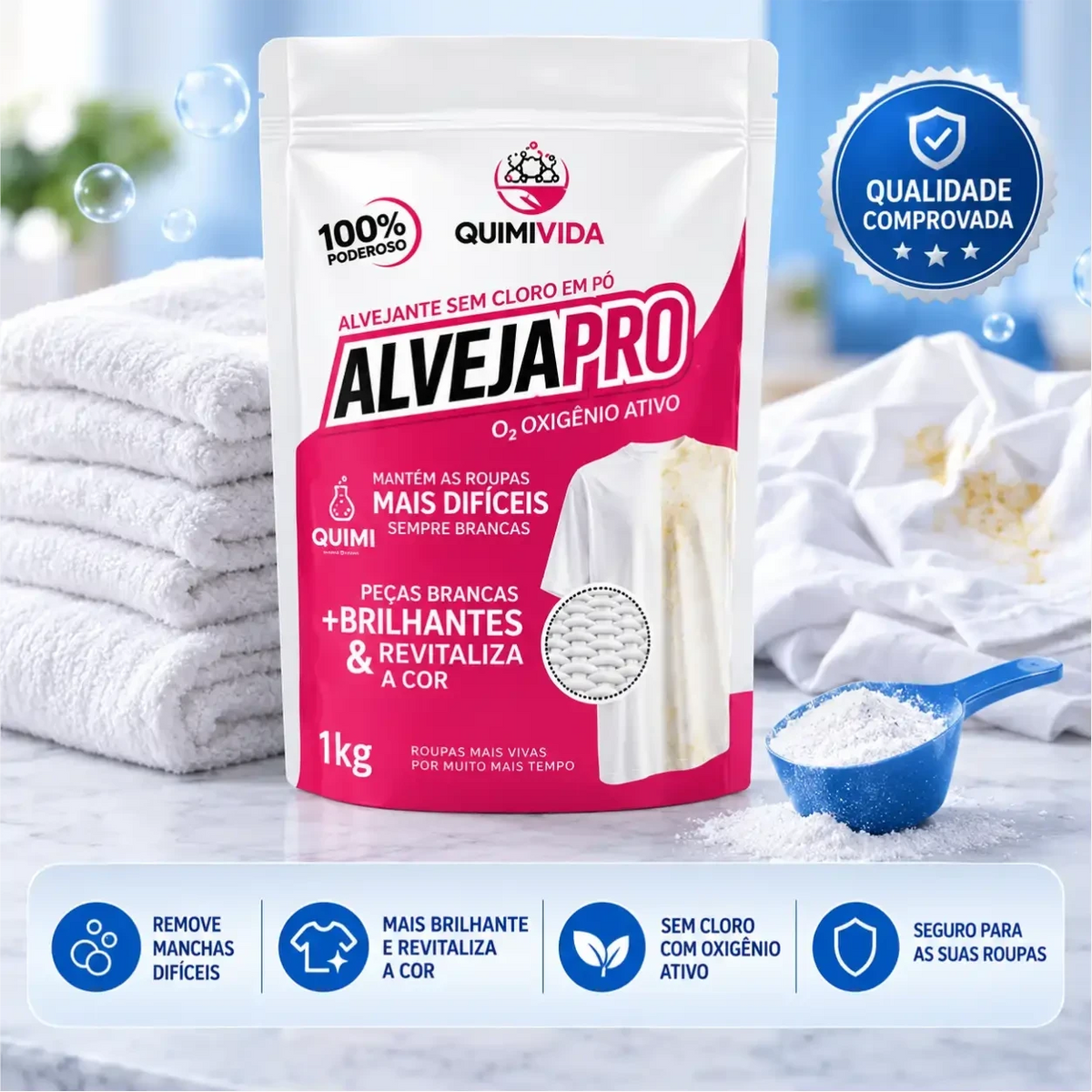 Embalagem do alvejante em pó Decoricasa AlvejaPro com oxigênio ativo ao lado de toalhas brancas e colher dosadora.