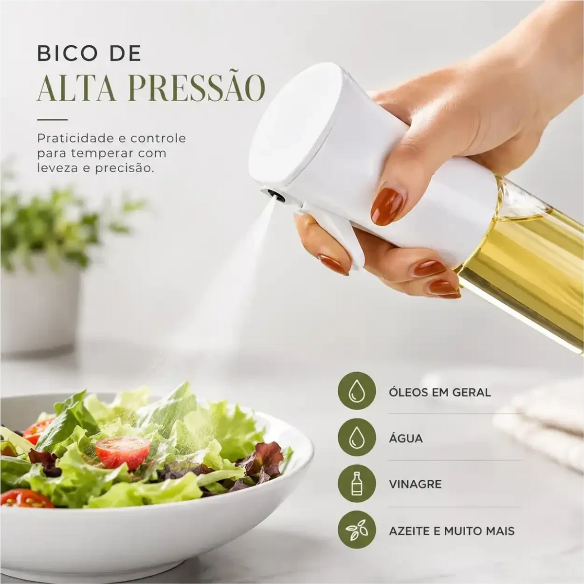Borrifador de óleo Decoricasa branco em spray criando névoa fina sobre salada para temperar com precisão