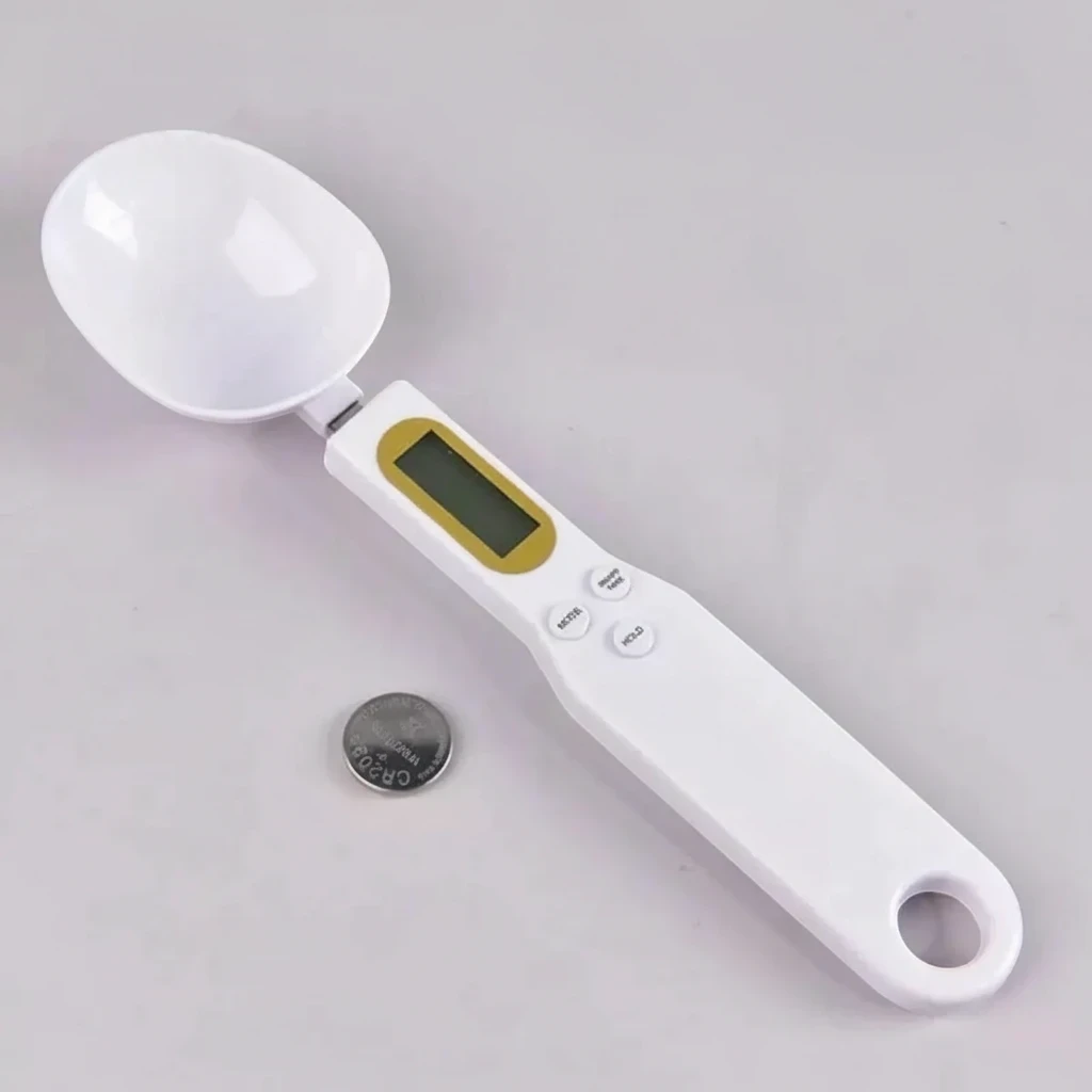 Colher medidora digital branca Decoricasa com visor LCD e bateria para pesagem precisa de ingredientes