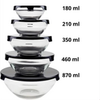 Conjunto de 5 potes de vidro Decoricasa com tampas pretas, empilhados em tamanhos variados de 180ml a 870ml.