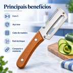 Descascador de legumes Decoricasa com lâmina de aço inox, cabo de madeira ergonômico e abridor de garrafas integrado.
