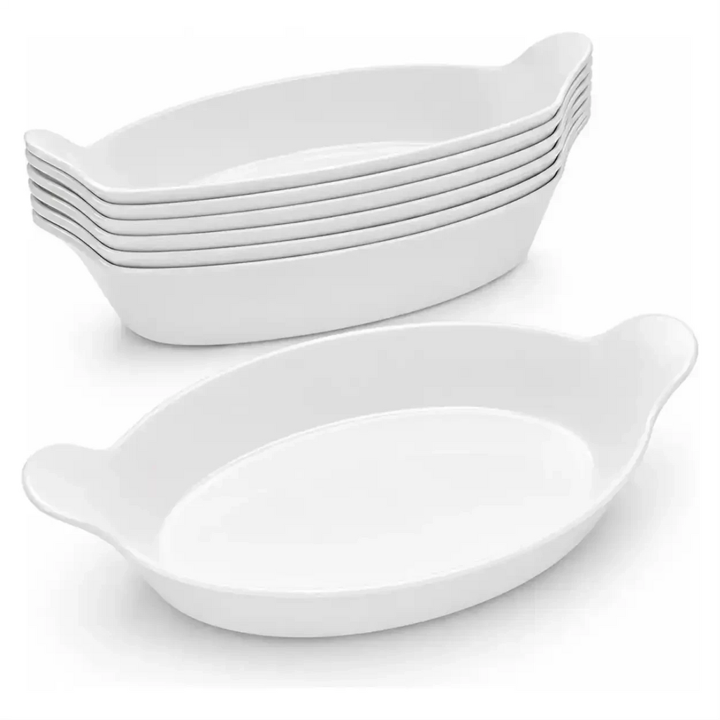 Kit com 10 petisqueiras brancas em formato de canoa Decoricasa, feitas de polipropileno atóxico e resistente.