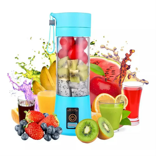 Liquidificador portátil azul Decoricasa com 6 lâminas, cercado por frutas frescas e sucos para preparo de smoothies.