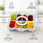 Organizador de alimentos Fresh Pro da Decoricasa em acrílico transparente com 8 divisórias, tampa e alça de transporte.